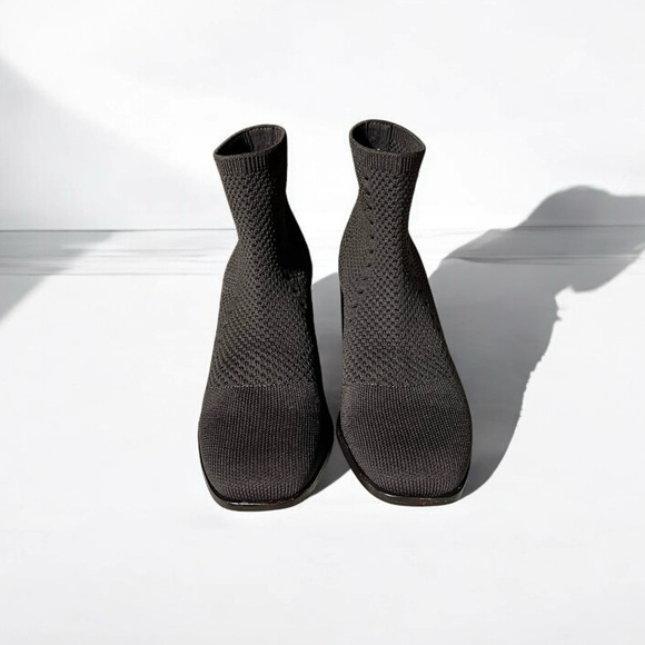 🌻Eileen Fisher Chocolate Brown Paron Stretch Crepe Knit Booties Size 5.5 - Picture 4 of 10